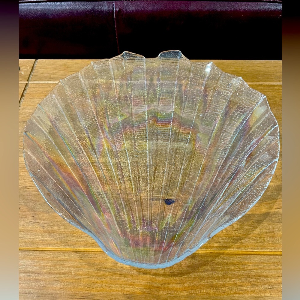 Vintage Kamei Glass Japan 1960’s Iridescent Shell shaped serving dish/tray